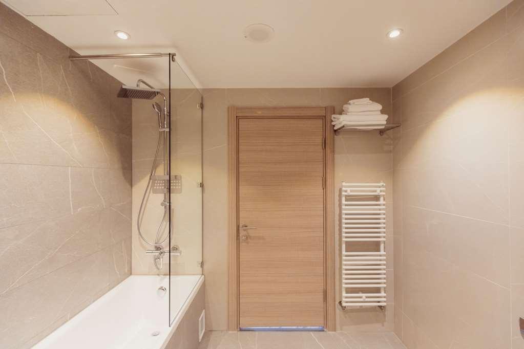 Hotel Ramada By Wyndham Târgu Jiu Chambre photo